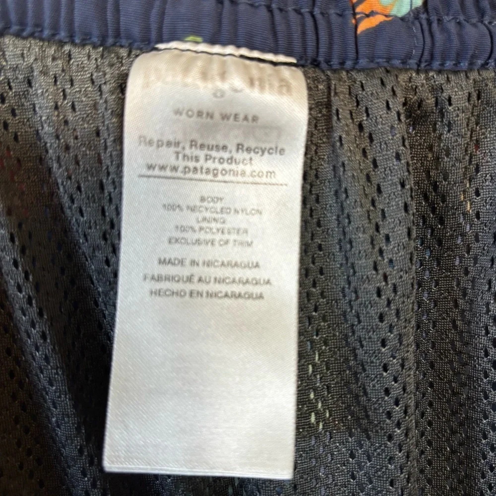 Patagonia Men’s Swim Trunks Baggies Shorts Stone Blue Birds Mesh Lined Size M